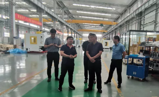 務(wù)實推進(jìn)政府方與數(shù)控機床智能制造投資選址項目方、計算機配件項目方現(xiàn)場對接,夯實合作基礎(chǔ) 務(wù)實推進(jìn)政府方與數(shù)控機床智能制造投資選址項目方、計算機配件項目方現(xiàn)場對接,夯實合作基礎(chǔ)