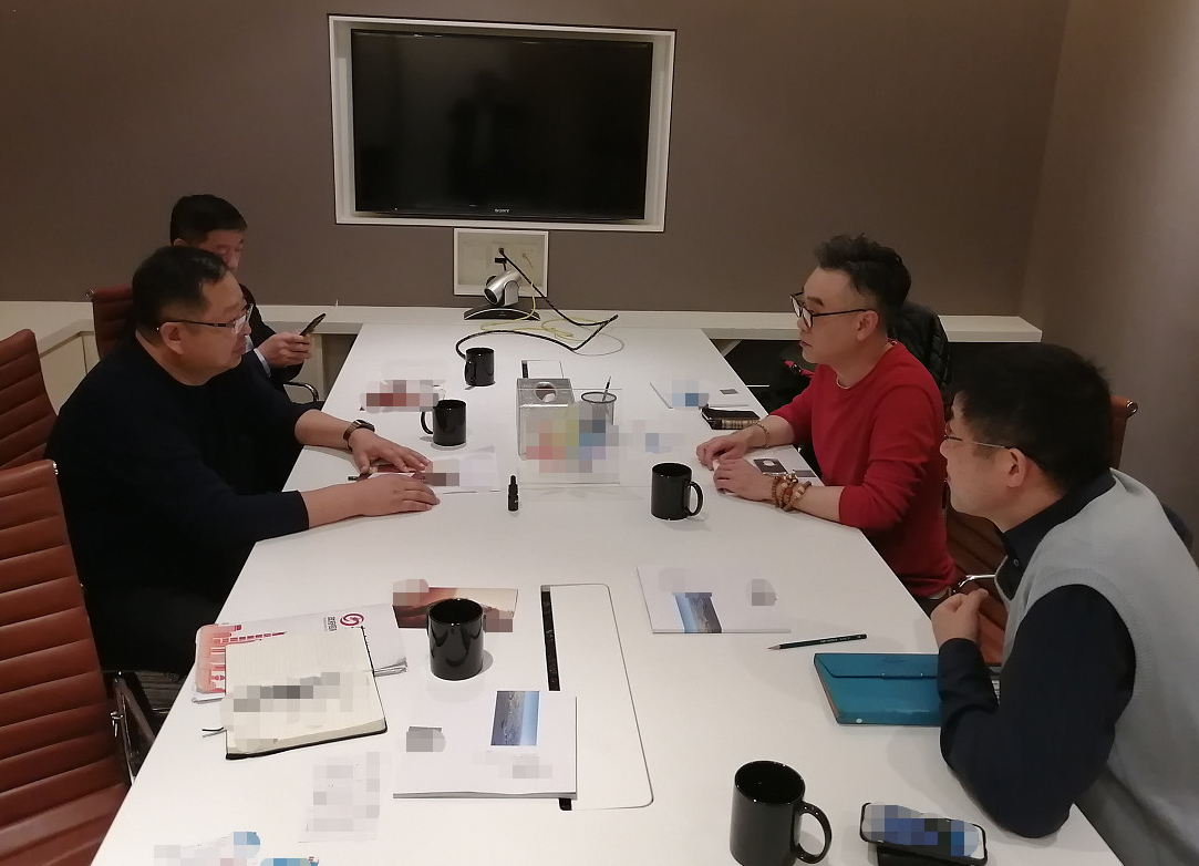 陪同政府園區(qū)對(duì)接考察外資漢麻萃取加工投資選址項(xiàng)目，發(fā)揮溝通實(shí)效，細(xì)化合作事宜