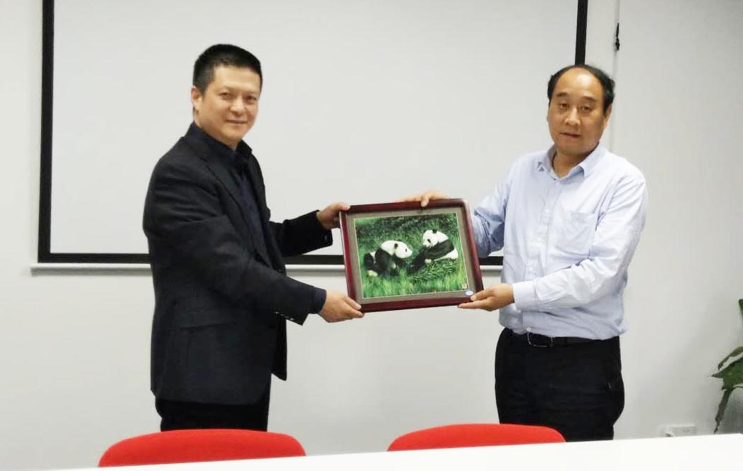 安徽馬鞍山市當(dāng)涂縣長(zhǎng)帶隊(duì)考察東方龍商務(wù)，達(dá)成委托招商合作意向