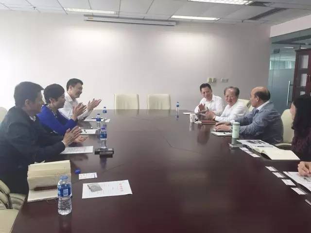 東方龍商務與福卡智庫強強聯(lián)合,全面達成深度戰(zhàn)略合作 東方龍商務與??ㄖ菐鞆姀娐?lián)合,全面達成深度戰(zhàn)略合作