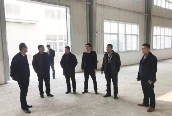 陪同政府園區(qū)對(duì)接考察食品飲料加工投資選址項(xiàng)目，將進(jìn)一步推進(jìn)項(xiàng)目落地