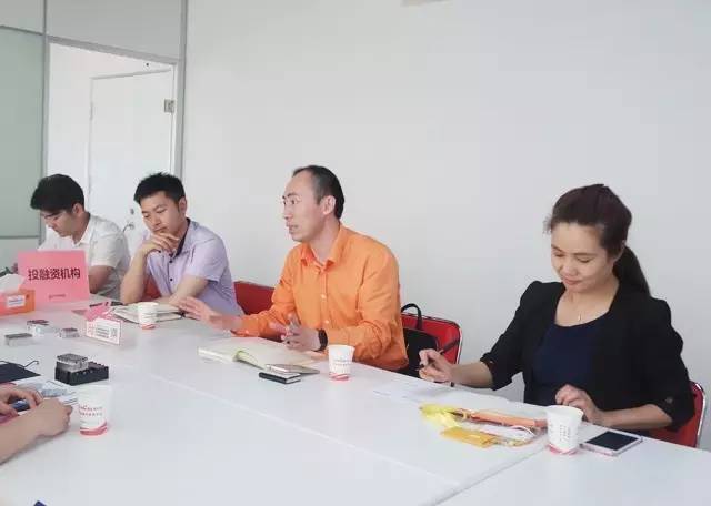東方龍商務(wù)舉行三場投資選址項(xiàng)目政府對接會(huì),并將同步推進(jìn)項(xiàng)目考察 東方龍商務(wù)舉行三場投資選址項(xiàng)目政府對接會(huì),并將同步推進(jìn)項(xiàng)目考察