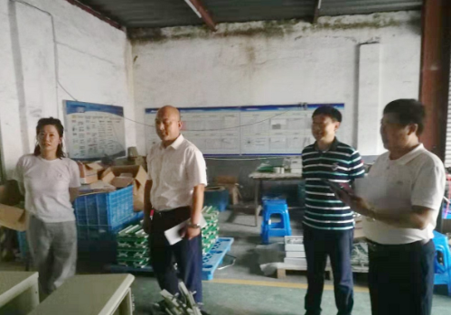 助力政府園區(qū)對接考察通訊電子設(shè)備生產(chǎn)投資選址項目方，將持續(xù)推動項目落地見效