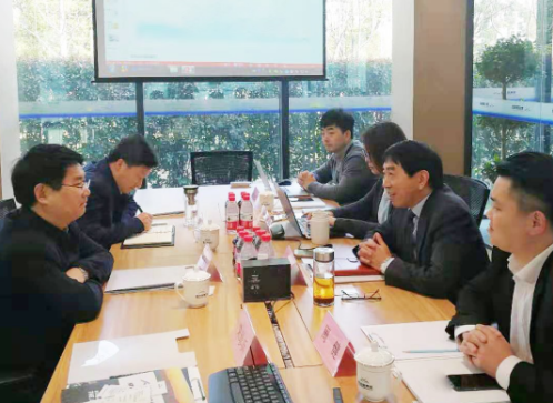陪同政府園區(qū)前往高端房車生產(chǎn)基地投資選址項(xiàng)目方對(duì)接考察，企業(yè)綜合實(shí)力獲得政府認(rèn)可