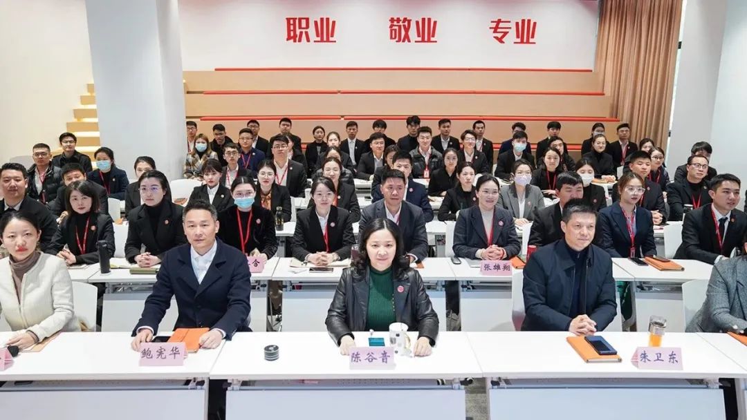 集中火力強(qiáng)開發(fā)，凝心聚力攻落地！3月中旬，集團(tuán)26個(gè)優(yōu)質(zhì)投資選址項(xiàng)目通過評(píng)估