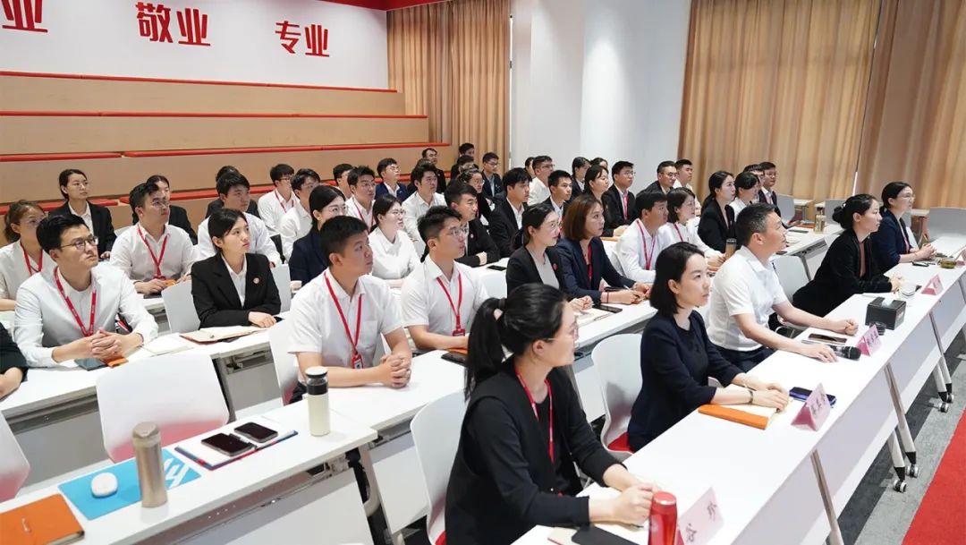 大開項目，開大項目！量質(zhì)實現(xiàn)新突破！5月中旬，集團35個優(yōu)質(zhì)投資選址項目通過評估