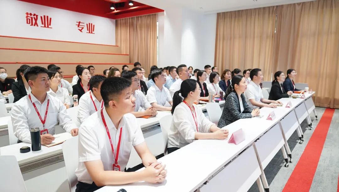 大項目“頂天立地”，跑出落地“加速度”！5月下旬，集團(tuán)33個優(yōu)質(zhì)投資選址項目成功通過評估