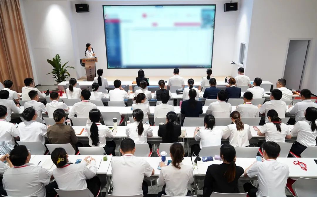 放大項(xiàng)目開發(fā)量，提振發(fā)展精氣神！9月上旬，集團(tuán)共34個優(yōu)質(zhì)投資選址項(xiàng)目通過評估