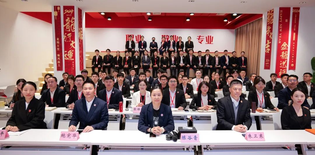 節(jié)前沖刺，含11家上市公司、國企央企、外資及500強企業(yè)對外布局項目！4月下旬，集團共42個優(yōu)質(zhì)投資選址項目通過評估