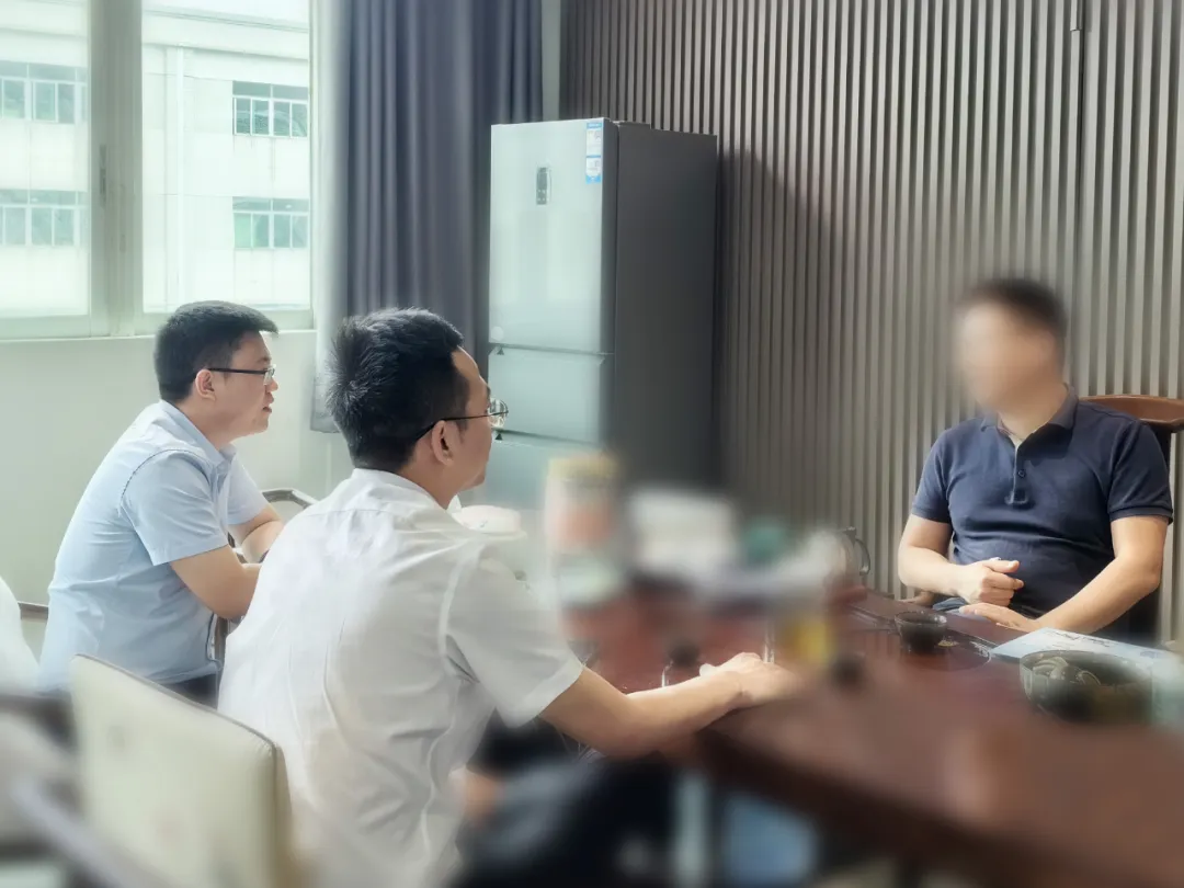高新技術(shù)企業(yè)，暢銷產(chǎn)品眾多！四川某地方政府實地對接通訊數(shù)碼配件產(chǎn)品生產(chǎn)投資選址項目
