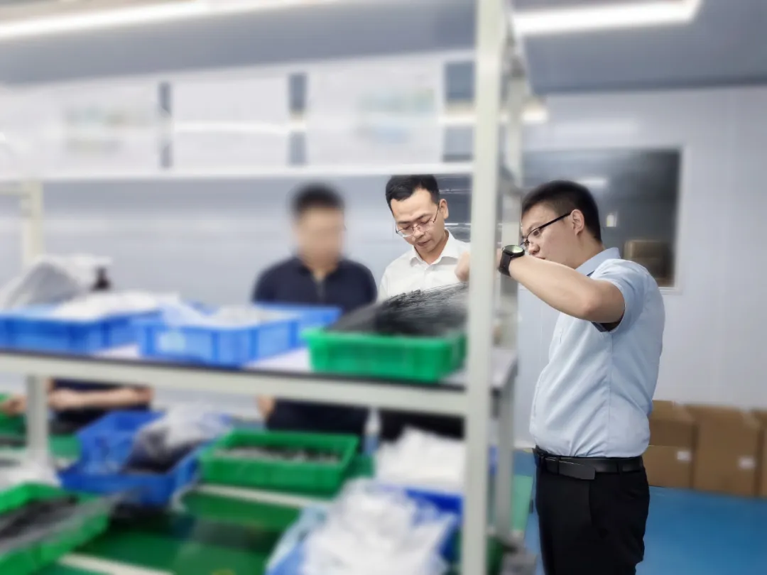 高新技術(shù)企業(yè)，暢銷產(chǎn)品眾多！四川某地方政府實地對接通訊數(shù)碼配件產(chǎn)品生產(chǎn)投資選址項目