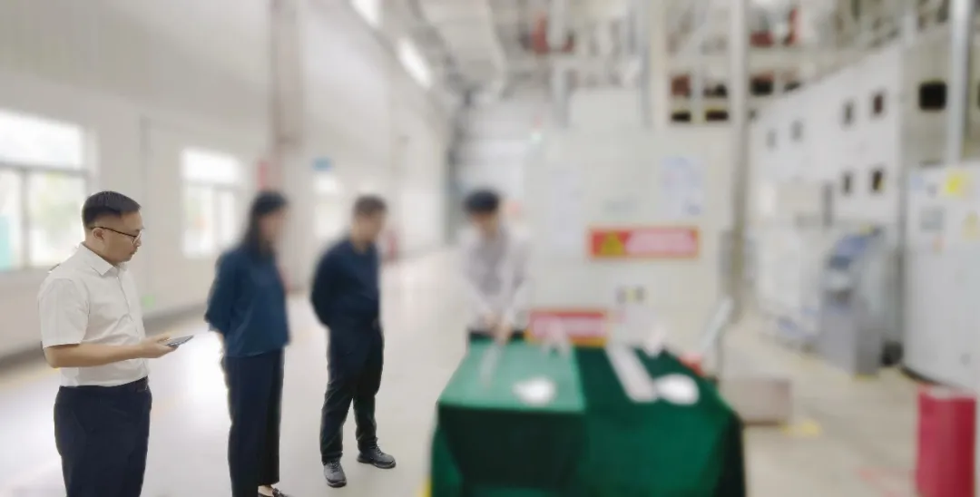 比亞迪、吉利等知名企業(yè)合作商！半導(dǎo)體芯片封測投資選址項目方反向考察江西某地方政府